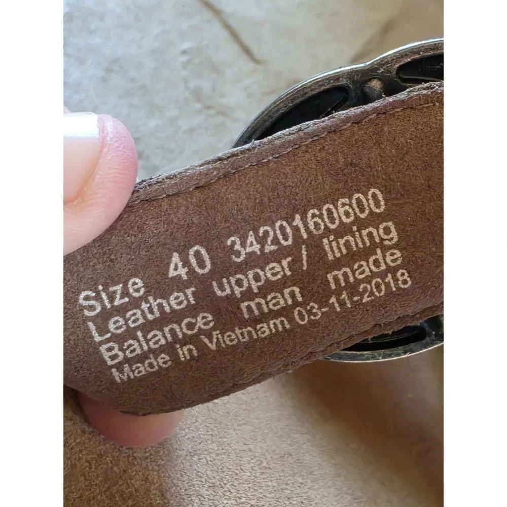 Dansko Susie Sandals Taupe Milled Nubuck Leather Wedge Cork Sz 40/US‎ 9.5-10